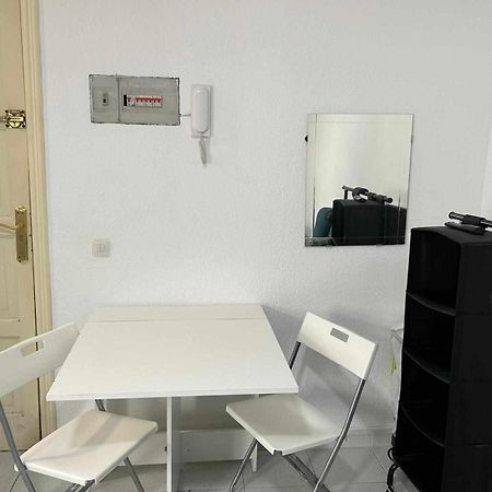 Estudio En Plaza Callao Мадрид Екстер'єр фото